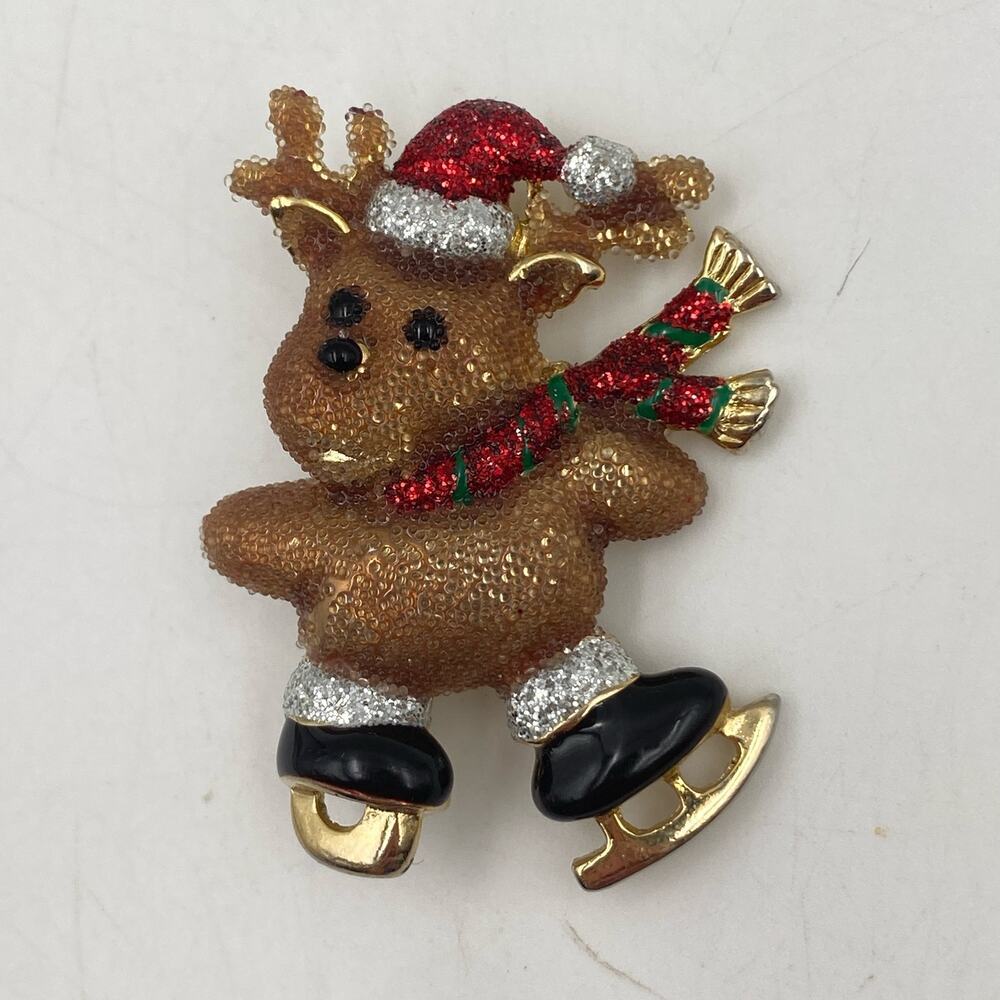 Vintage DANECRAFT Sparkly Christmas Ice Skating Reindeer Brooch Pin Signed - Picture 8 of 9